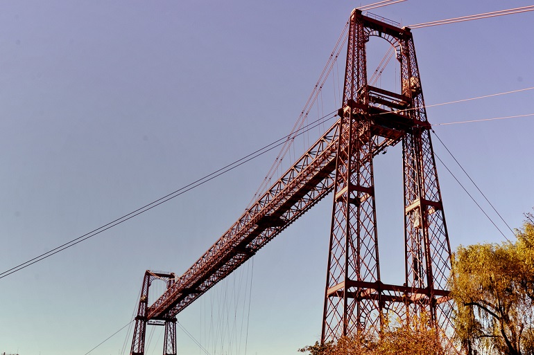 Ingeniería para tender puentes