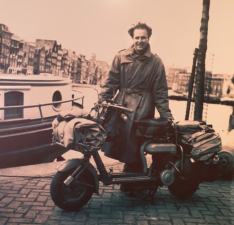 1669326546_LAMBRETTA.jpg