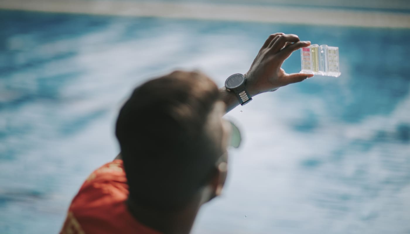 Mantenimiento piscina comunitaria