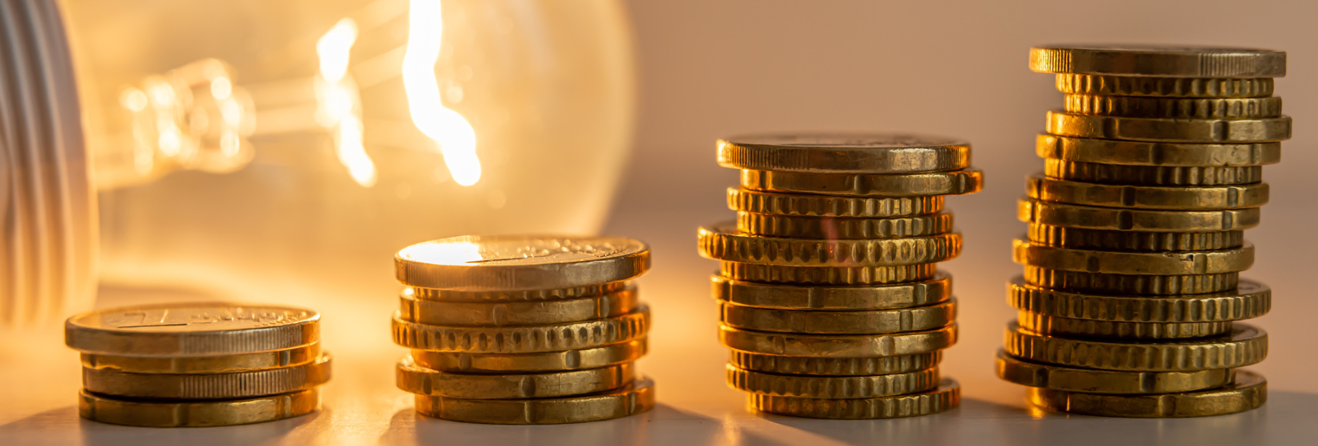 Consejos para ahorrar luz en tu vivienda con la subida reciente de la electricidad