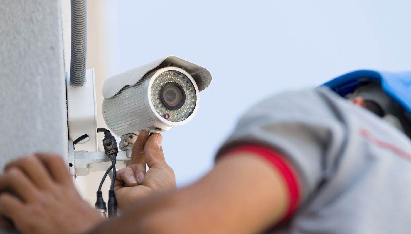¿Se pueden instalar cámaras de seguridad en una comunidad de vecinos?