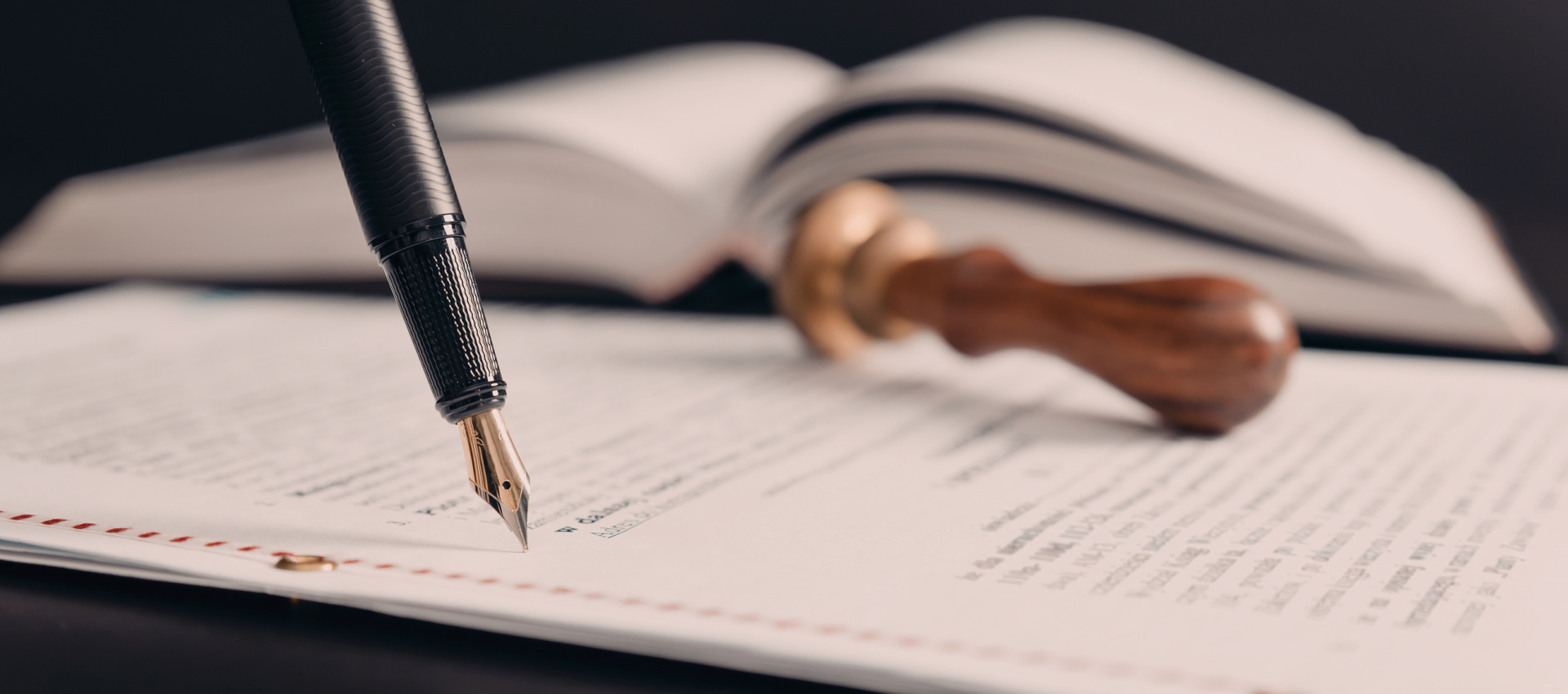 ¿Cuál es la importancia del poder notarial en la venta de viviendas?